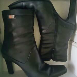 Maripe Black Leather Mid-Calf Heeled Boots
